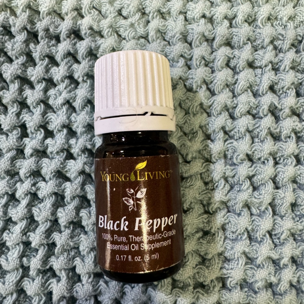 Young Living Essential Oil - Black Pepper